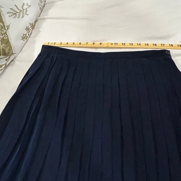 Lauren Ralph Lauren Navy Silk Pleated Skirt Size 16 NWT Romantic Cottagecore Y2K - Picture 8 of 8